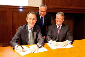 FEI and World Horse Welfare formalise long-term collaboration FEI and World Horse Welfare formalise long-term collaboration